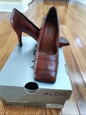ALDO Cognac Brown Leather Square-Toe Heels